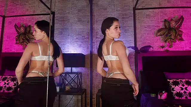 Natasha Dior online show from November 2025 12:30:01 PM