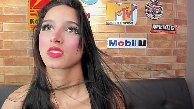 foxy sharlotte online show from March 2026 06:03:01 PM