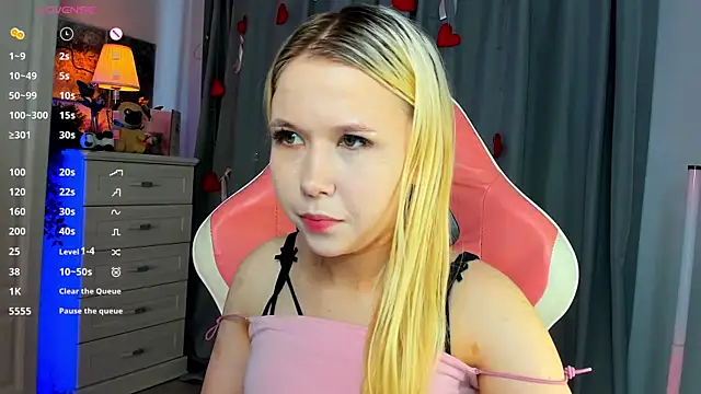 VivieSunn online show from June 2026 09:37:01 AM