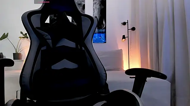 IamKael  online show from February 2026 01:55:02 AM