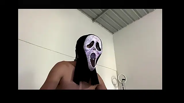 Snapshot of Emel199923 chatting on October 2025 07:30:02 PM Emel199923 online show from October 2025 07:30:02 PM