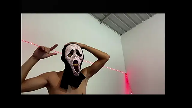 Snapshot of Emel199923 chatting on October 2025 04:49:01 AM Emel199923 online show from October 2025 04:49:01 AM