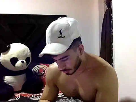 Snapshot of Niko_Steel chatting on October 2025 04:31:02 AM Niko Steel online show from October 2025 04:31:02 AM