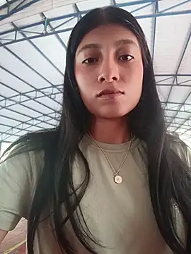 Snapshot of YeseniaRodriguez3 chatting on July 2026 01:35:02 PM YeseniaRodriguez3 online show from July 2026 01:35:02 PM