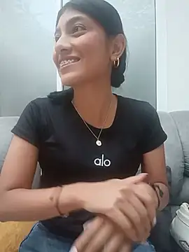 Snapshot of YeseniaRodriguez3 chatting on July 2026 12:25:02 PM YeseniaRodriguez3 online show from July 2026 12:25:02 PM