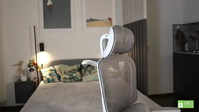 Snapshot of amelie_shine chatting on November 2025 12:47:01 PM amelie shine online show from November 2025 12:47:01 PM