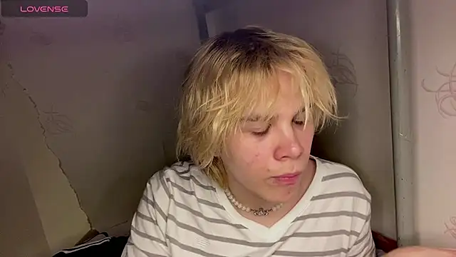 nikolasbucks online show from February 2026 08:49:01 PM