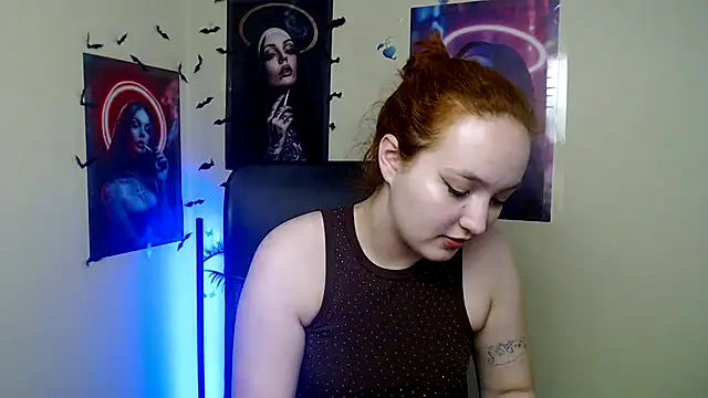Snapshot of MissAriaa chatting on May 2026 12:12:02 PM MissAriaa online show from May 2026 12:12:02 PM