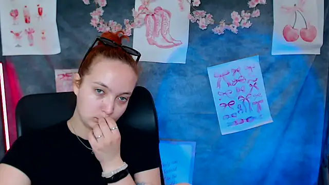 Snapshot of MissAriaa chatting on June 2026 12:19:01 PM MissAriaa online show from June 2026 12:19:01 PM