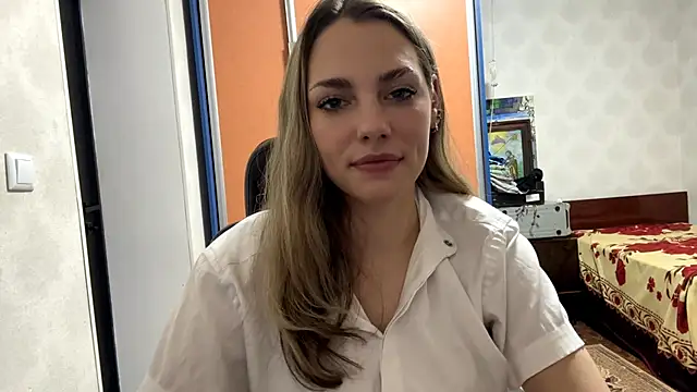 IlanaLafferty online show from November 2025 08:08:02 PM