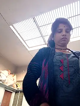 Sabhana cuty online show from December 2025 01:55:02 AM