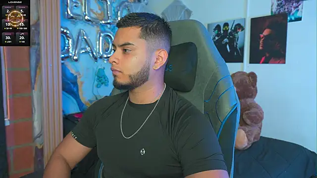 Tiler wolker online show from February 2026 10:13:01 PM