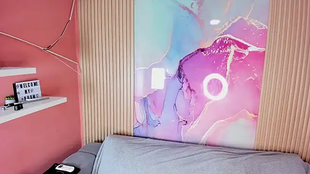 Snapshot of NhoanBrunette chatting on December 2025 12:58:01 PM NhoanBrunette online show from December 2025 12:58:01 PM