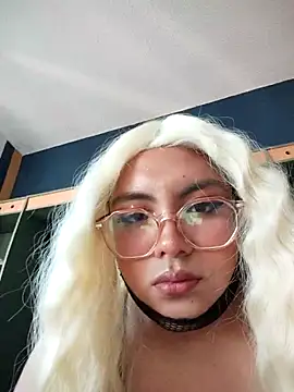 Snapshot of Kittyblood08 chatting on October 2025 09:53:01 PM Kittyblood08 online show from October 2025 09:53:01 PM