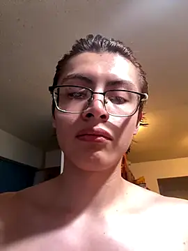 alexismar28 online show from October 2025 07:30:02 PM