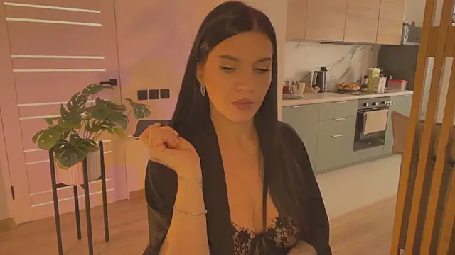 Snapshot of Angelsweetshy chatting on October 2025 08:42:01 AM Angelsweetshy online show from October 2025 08:42:01 AM