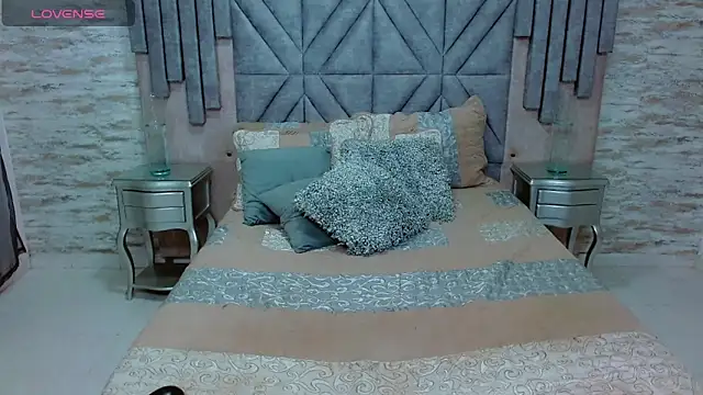 Snapshot of chairahot2 chatting on November 2025 01:04:02 PM chairahot2 online show from November 2025 01:04:02 PM