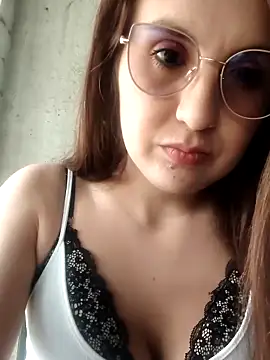 Alyah 1-2 online show from November 2025 05:03:02 PM