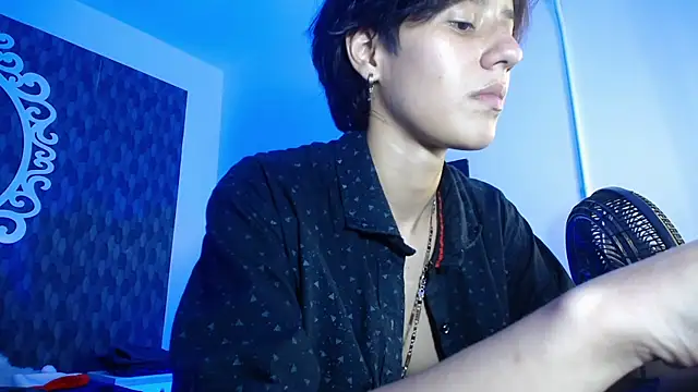 Ghost  Girl  online show from December 2025 07:53:02 PM