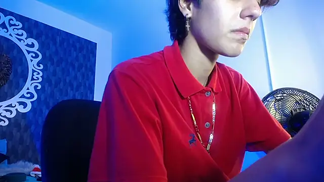 Ghost  Girl  online show from December 2025 05:39:02 PM