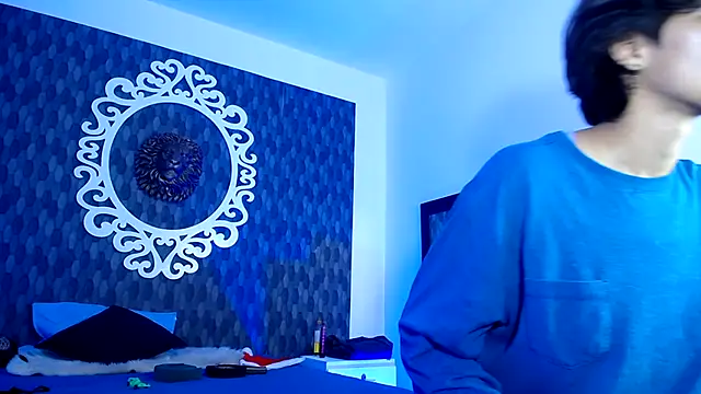 Ghost  Girl  online show from December 2025 08:04:01 PM