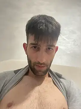 Dondeloquieras4 online show from February 2026 01:15:01 AM