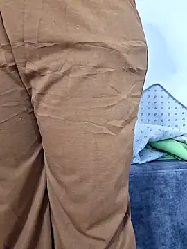 Mia fox29 online show from November 2025 11:49:01 AM