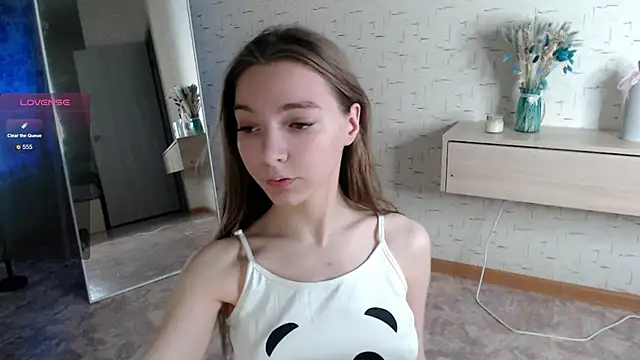 miragge  online show from October 2025 12:03:01 AM