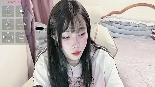 Snapshot of Vivian-88 chatting on June 2026 01:25:02 PM Vivian-88 online show from June 2026 01:25:02 PM