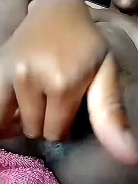 Blondecurv24 online show from December 2025 09:07:01 AM