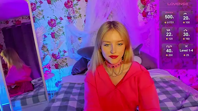 KissChristie   online show from November 2025 07:13:02 PM