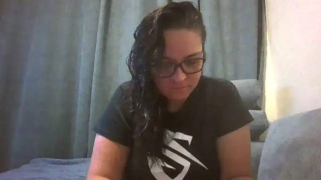 Snapshot of lilMissMarli chatting on March 2026 04:12:02 AM lilMissMarli online show from March 2026 04:12:02 AM