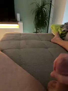 Snapshot of MrSpex83 chatting on October 2025 03:40:02 PM MrSpex83 online show from October 2025 03:40:02 PM