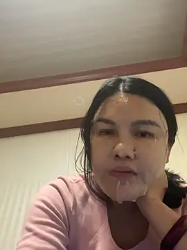 Snapshot of Qt889999 chatting on November 2025 02:41:01 PM Qt889999 online show from November 2025 02:41:01 PM