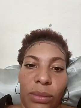 leona sumiza online show from November 2025 03:06:01 AM