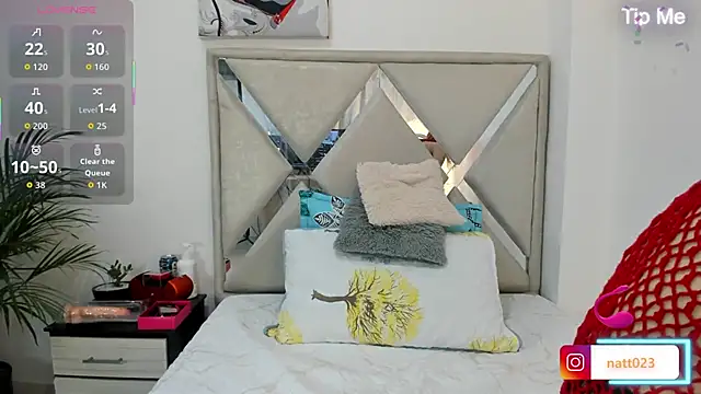 natacha ferrer1 online show from February 2026 12:46:02 PM