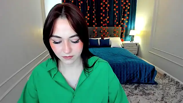 MakeYoueHappy online show from November 2025 11:49:01 AM