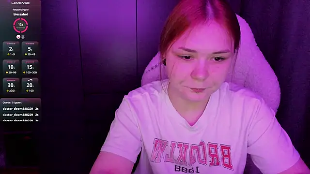 sophia lix online show from May 2026 06:09:01 PM