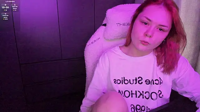 sophia lix online show from June 2026 12:35:01 AM