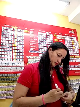 Danaluna online show from November 2025 04:06:01 PM