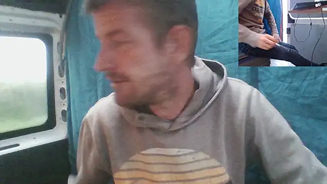 Snapshot of maxtoxic_hot chatting on October 2025 03:03:02 PM maxtoxic hot online show from October 2025 03:03:02 PM