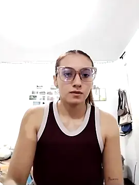 bellastorme04 online show from February 2026 01:27:01 AM