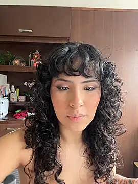 SugarTroubl33 online show from October 2025 01:12:02 PM