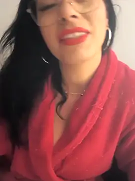 Snapshot of paularois chatting on January 2026 03:09:02 AM paularois online show from January 2026 03:09:02 AM