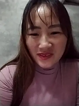 emini-xx online show from November 2025 11:25:02 AM