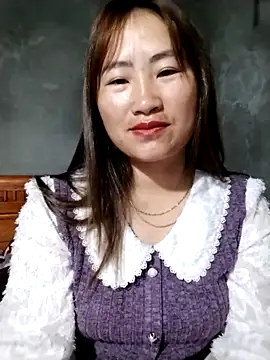 emini-xx online show from March 2026 10:38:01 PM