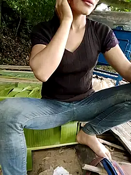 doggy-00 online show from July 2026 05:00:02 AM