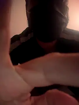 AlztaClouds online show from December 2025 10:29:02 PM