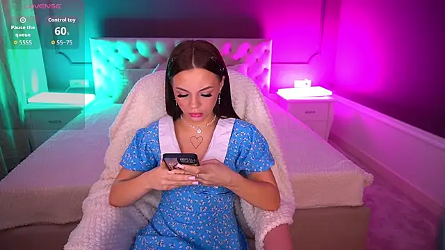 Snapshot of LexxxyJoy chatting on November 2025 07:20:02 AM LexxxyJoy online show from November 2025 07:20:02 AM