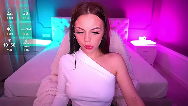 Snapshot of LexxxyJoy chatting on November 2025 06:48:01 AM LexxxyJoy online show from November 2025 06:48:01 AM